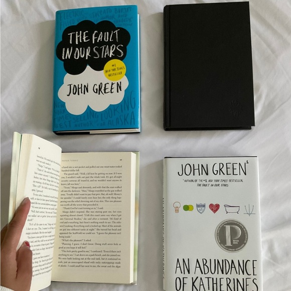 New John Green Bestsellers Box Set - Hardcover - Picture 3 of 4